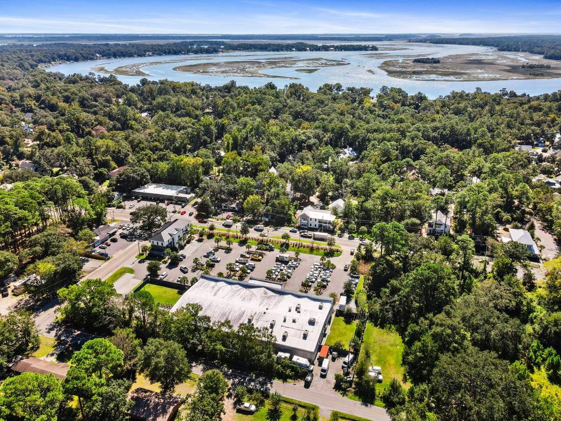 Aerial view of Bluffton and the May River